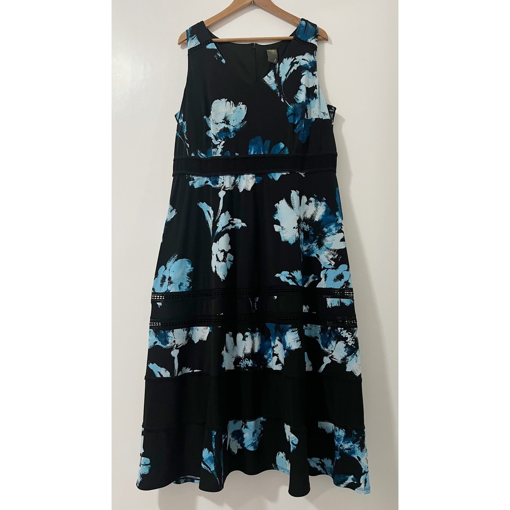 Taylor Woman Black Blue Floral Midi Dress Sleeveless V-Neck Plus Size 16W
